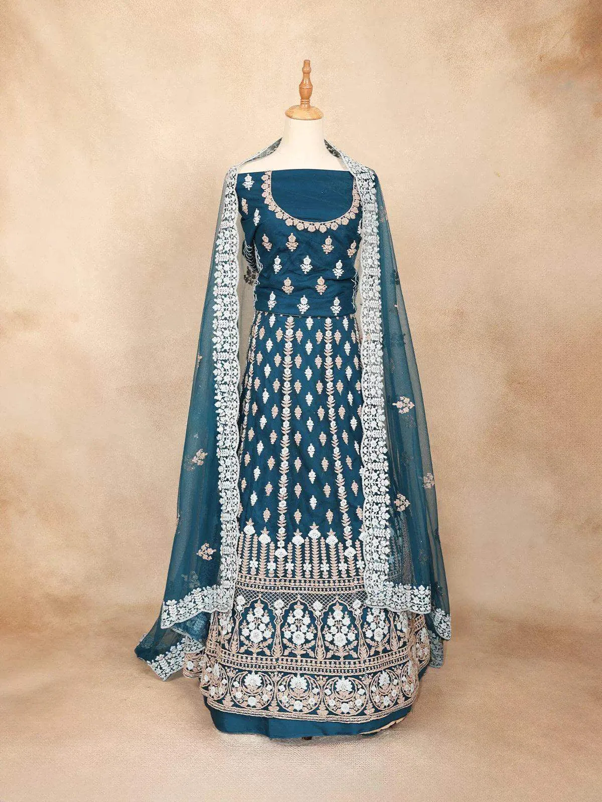 RB Amazing Lehnga Peacock odhani & Floral Design with Heavy Cane Cane Stitching with full frail
