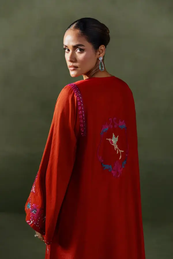 AMMARA KHAN Solenne '25 - Rust Aura (D-01)